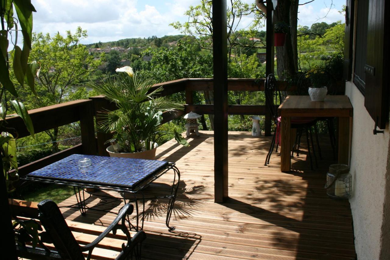The Petite Chalet Chambre D'Hotes L'Isle-Jourdain  Bagian luar foto